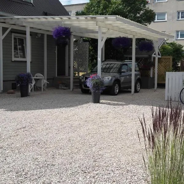Haavalehe Summer House, ξενοδοχείο σε Haapsalu