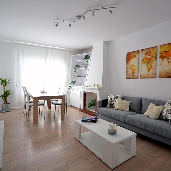 Sunny Apartment Central Sitges