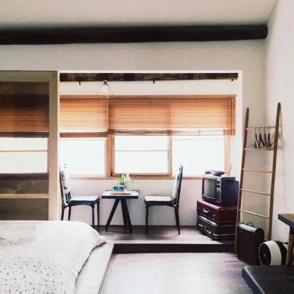 XiaoBei Home (Entire house for rent), hotel in Tainan