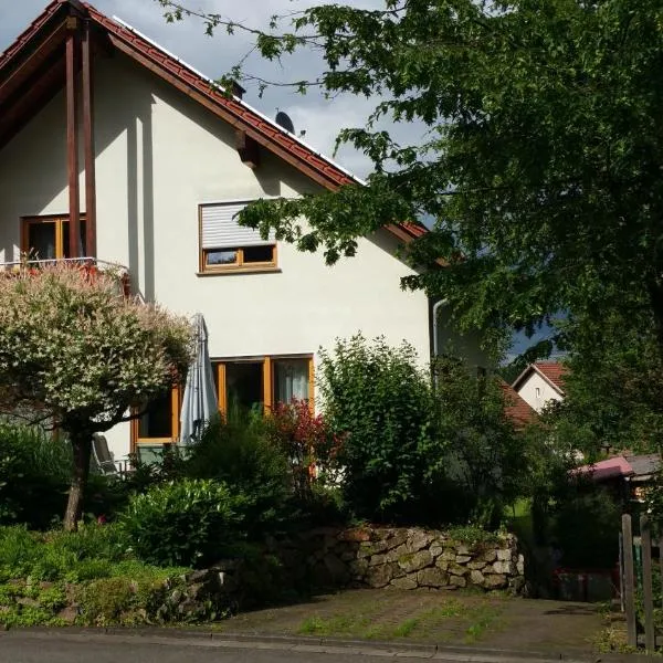 Ferienwohnung Auszeit, hotel v destinaci Tholey