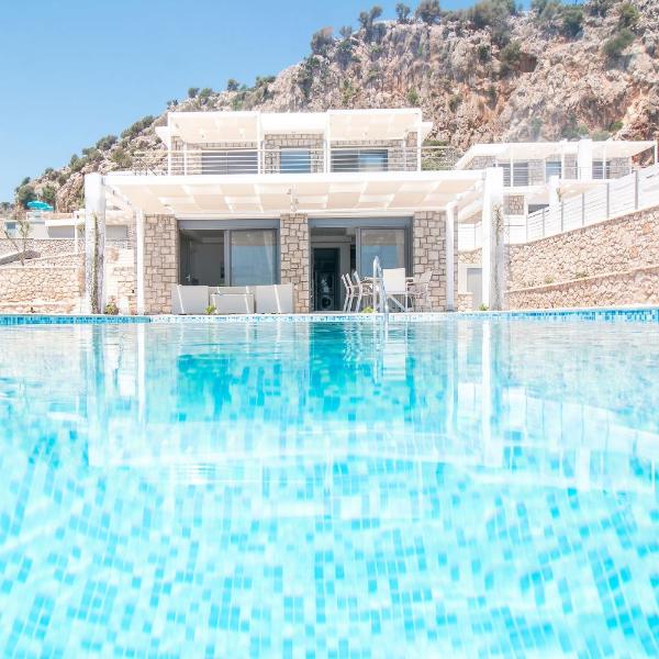Francis & Gregorys Luxury Villas