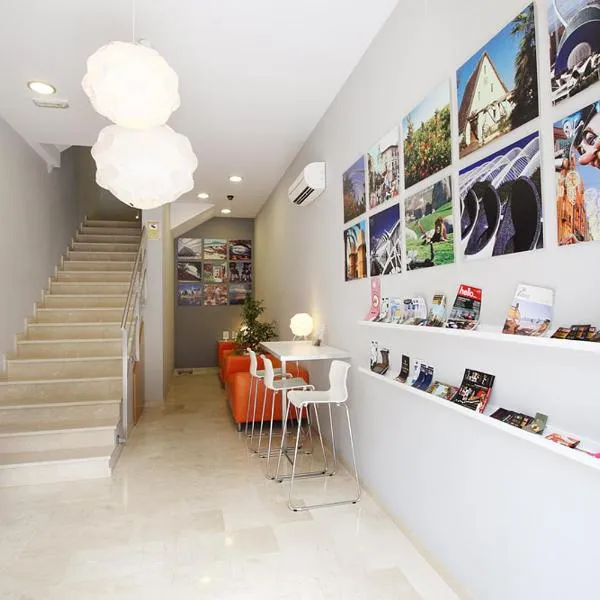 Dormavalencia Hostel, hotel ve Valencii