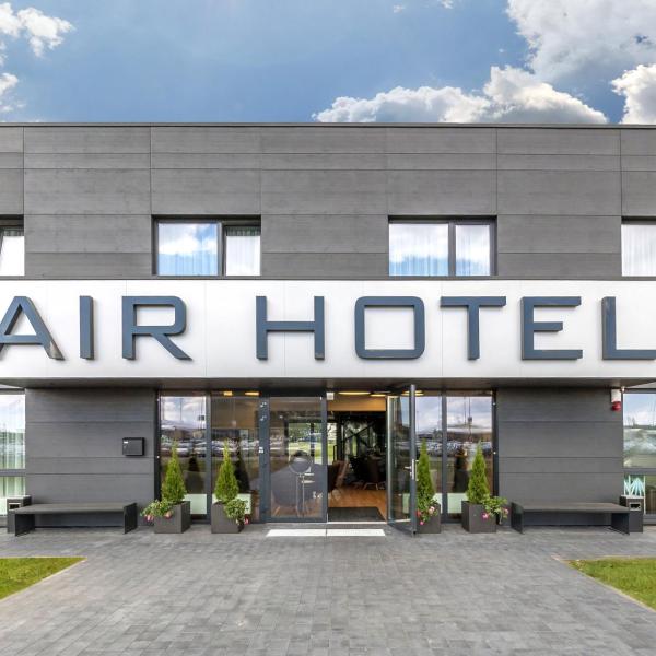 Air Hotel
