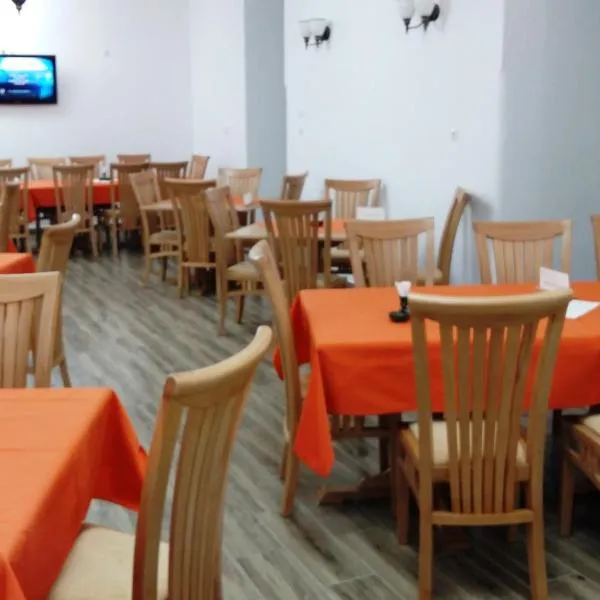 Hostel Teleki, hotel v destinaci Sovata