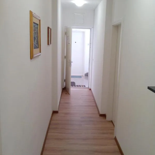 Maja rooms, hotel in Split
