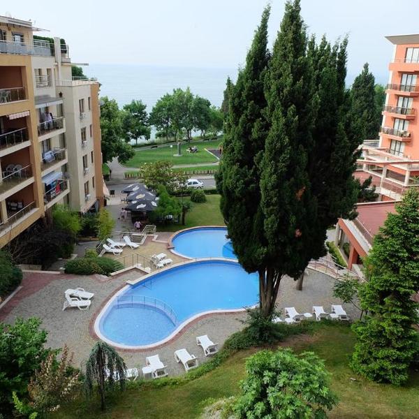 Sea view & Beach Apartment