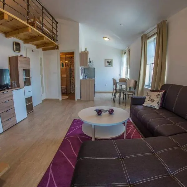 Apartments Nikic, ξενοδοχείο σε Banjole