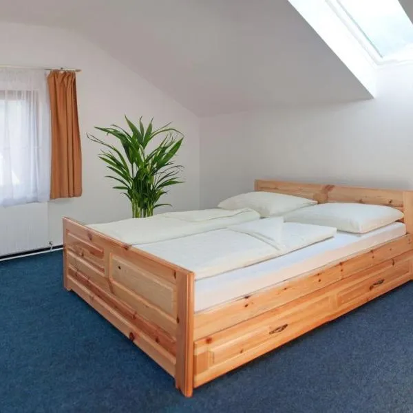 Gasthaus Pension Goldeck, hotel en Spittal an der Drau