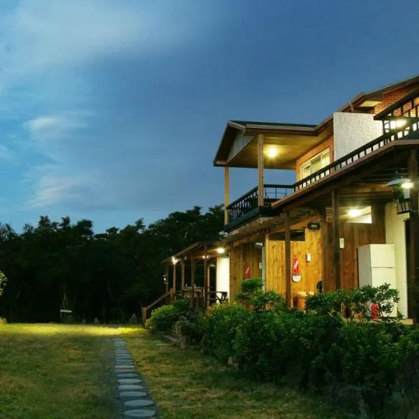 Gotjawal Geomunoreum Pension, hotel in Jeju