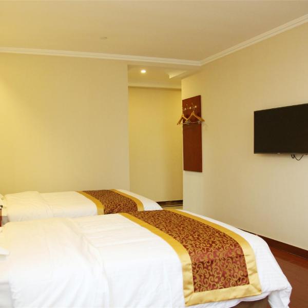 GreenTree Inn Huangshan Xiuning County Qiyun Mountain Business Hotel, Xiuning