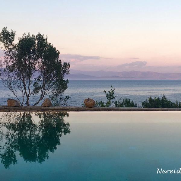 Nereidi Pool Villas