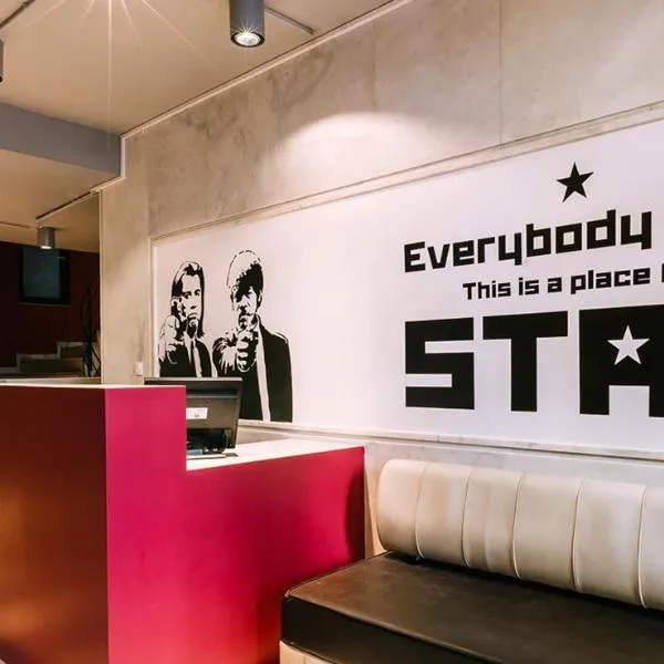 Stay Hybrid Youth Hostel, ξενοδοχείο στη Θεσσαλονίκη