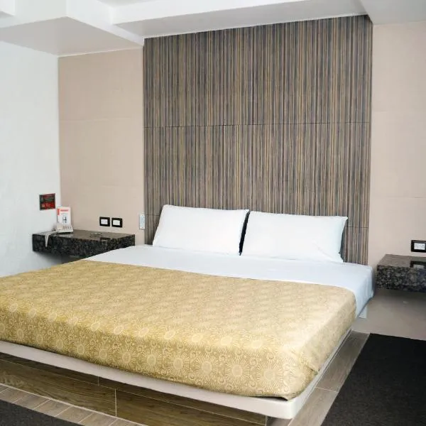 Hotel Santa Cruz, hotel in Mexico City