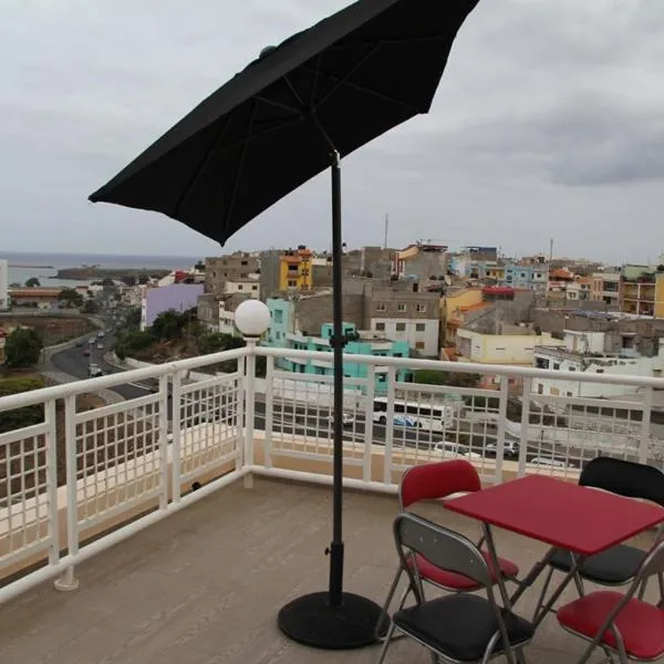 Apartamento António, hotel in Praia