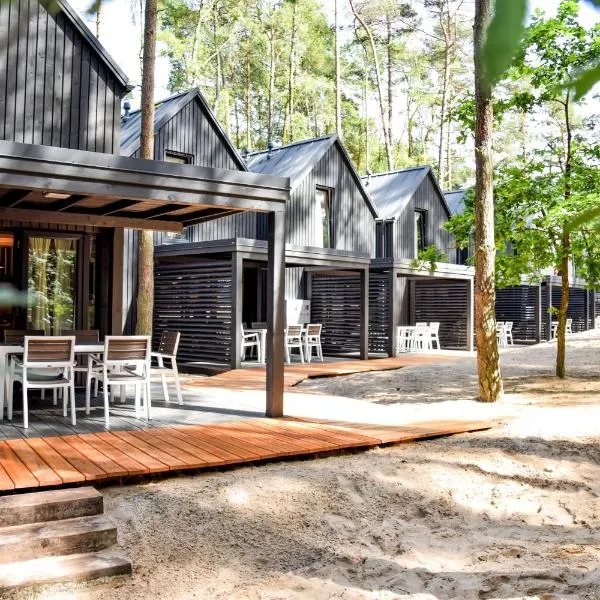 Baltic Lodge, ξενοδοχείο σε Pobierowo