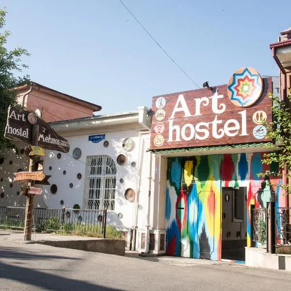 Art Hostel: Taşkent'te bir otel