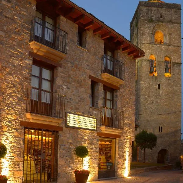 欧派乐士迪恩斯公寓，位于艾因萨的酒店