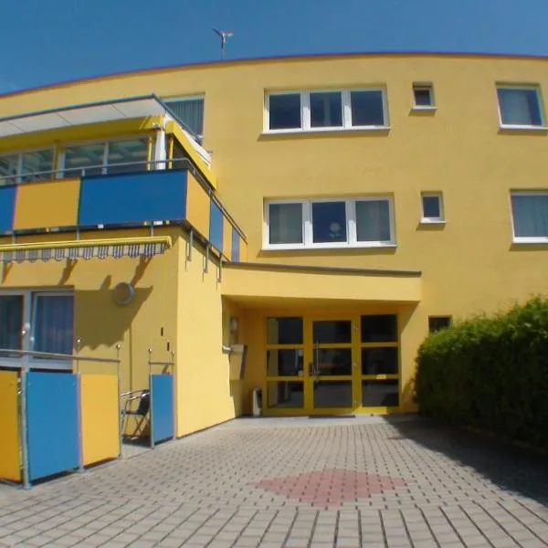 Motel Am Highway、Althengstettのホテル