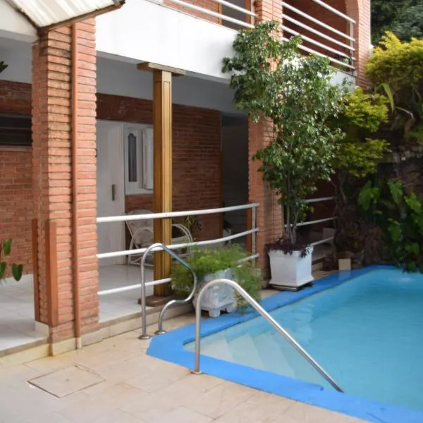 Hotel Palmas del Sol, Hotel in Asunción