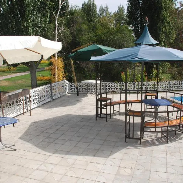 " У Татьяны", hotel in Cholpon-Ata