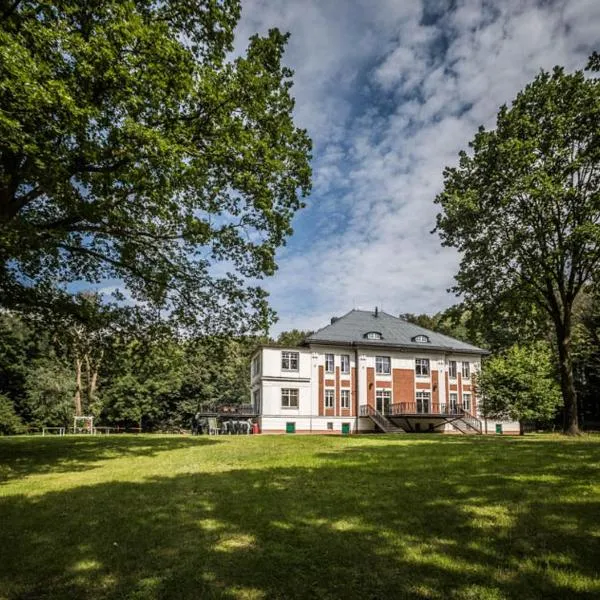 Vila Na Landeku, hotel in Ostrava