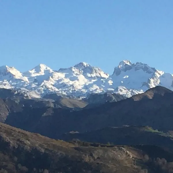 La Xica, Hotel in Beceña