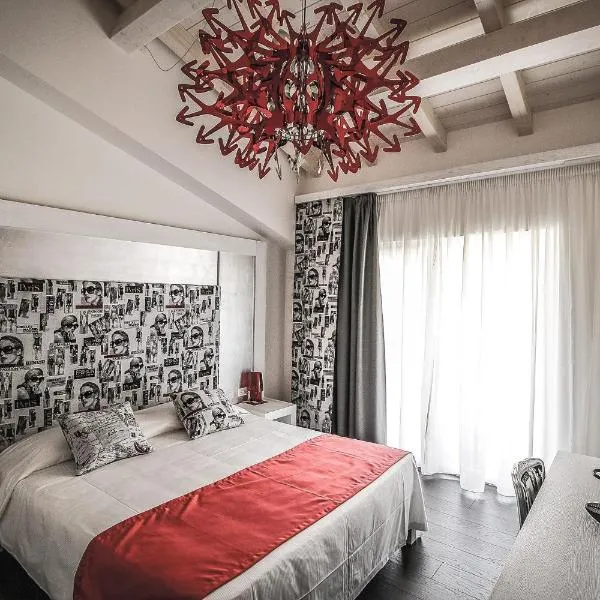 Hotel La Compagnia Del Viaggiatore, Hotel in LʼAquila