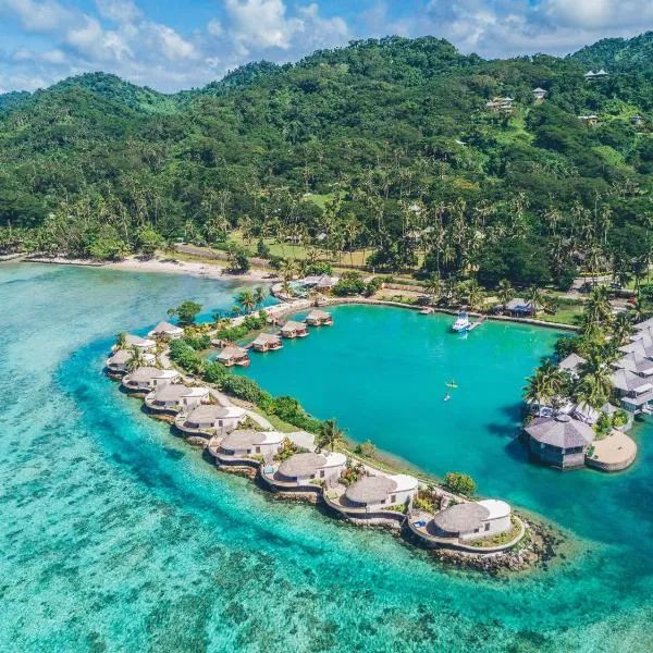 Beachfront Villa Pod House, Private Plunge Pool in Savusavu, Fiji