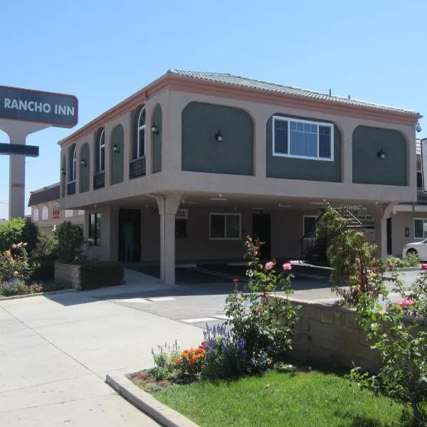 Viesnīca El Rancho Inn pilsētā Havtorna