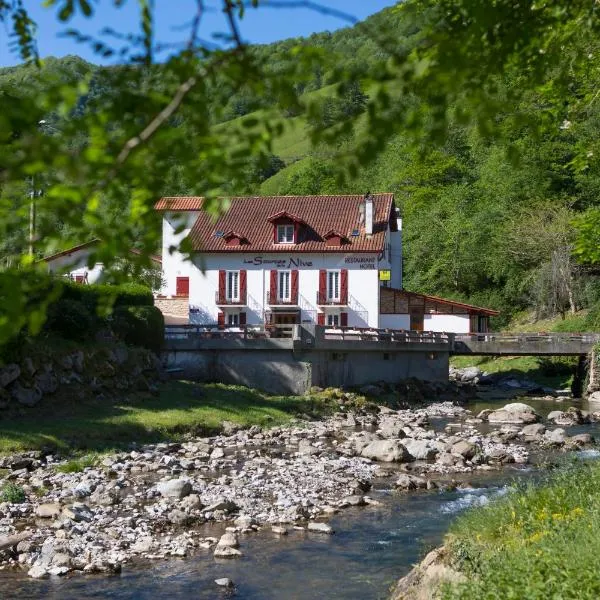 Les Sources de La Nive, hotel a Esterençuby