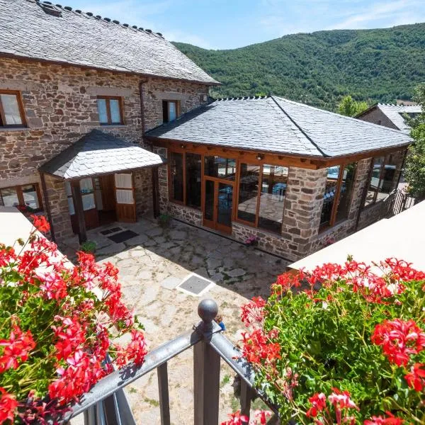 Hotel Rural La Bolera, hotel in Robles de Laciana