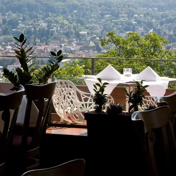 Restaurant-Hotel Maien, hotel v destinaci Lörrach