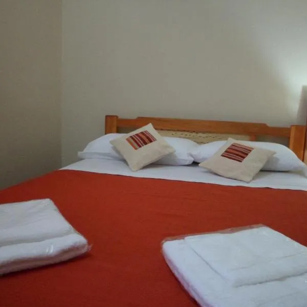 El Cardon Hospedaje, hotel in Huacalera