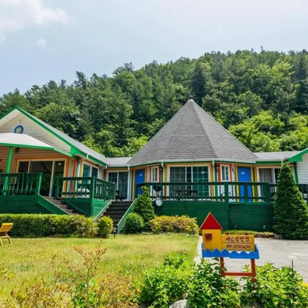 Charm Pension, hotell sihtkohas Gapyeong