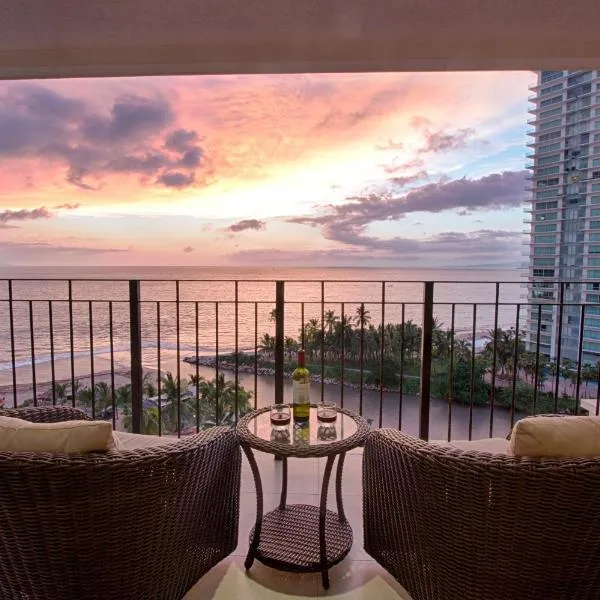 910-3000 Grand Venetian P.V., מלון בפוארטו ויארטה