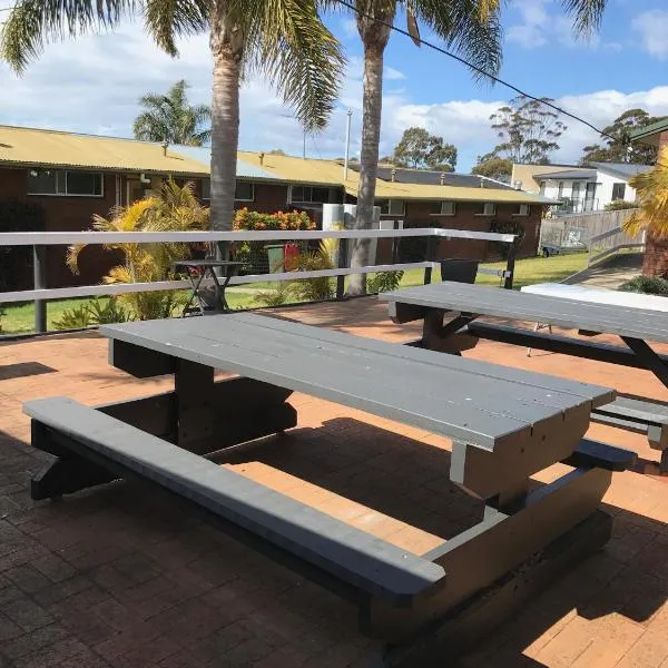 Merimbula Gardens Motel, отель в городе Меримбула