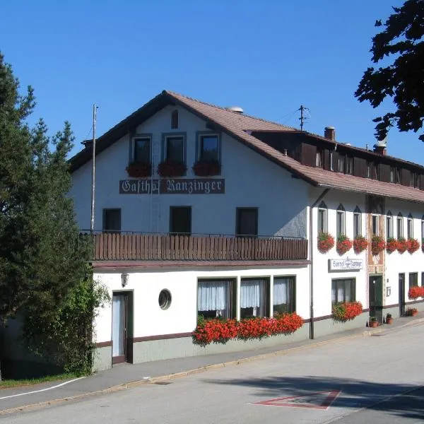 Panorama-Landgasthof Ranzinger: Schöfweg şehrinde bir otel
