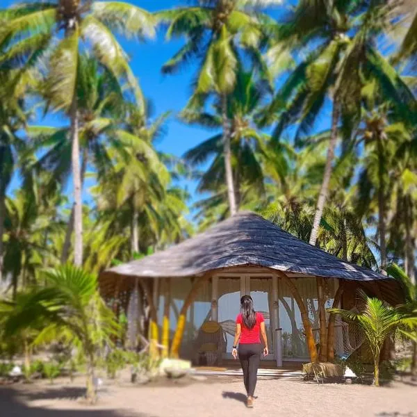 Coconut Garden Beach Resort, hotel v destinaci Maumere