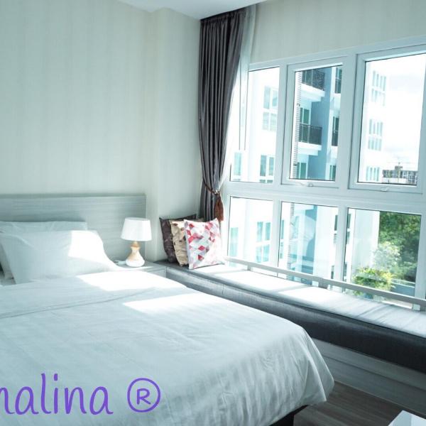 Pool view room The Prio