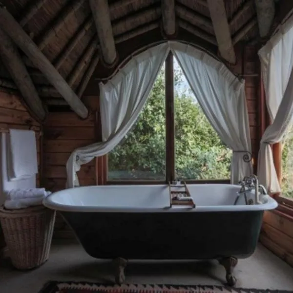 Monkey Valley Resort, hotel in Noordhoek