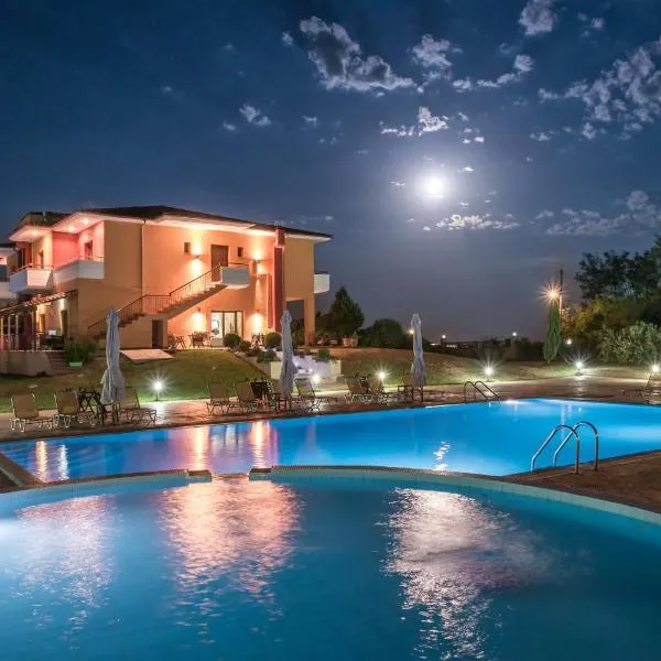 Petrinos Lofos – hotel w mieście Mándra