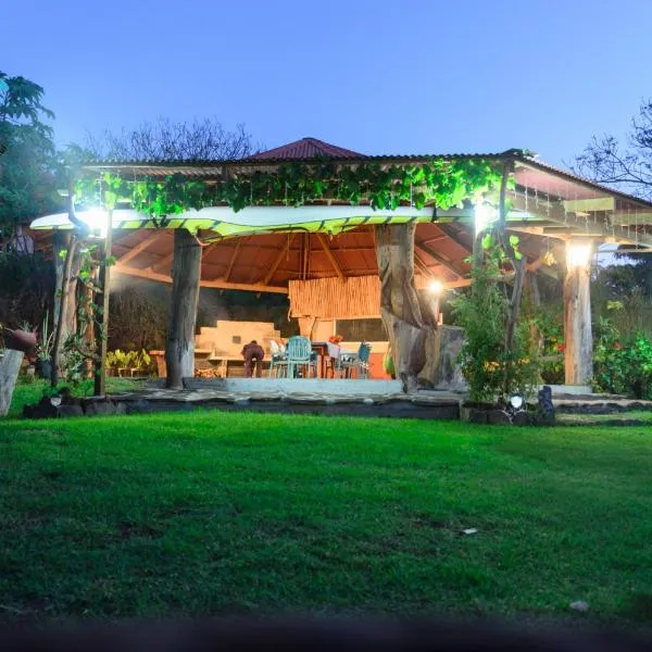 Hostal y Cabañas Aorangi, ξενοδοχείο στη Χάνγκα Ρόα