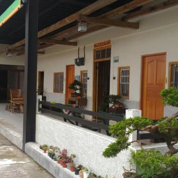 Legendary Bed and Breakfast: Fenchihu şehrinde bir otel