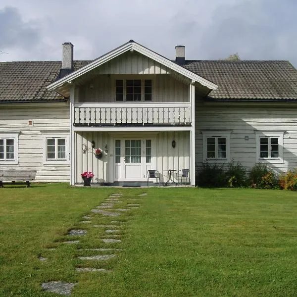 Bakken Gårdshus, hotel in Rendalen