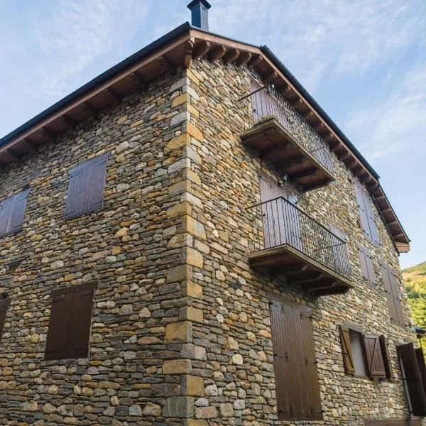 Ca' la Júlia Vall de Boi, hotel v destinaci Barruera