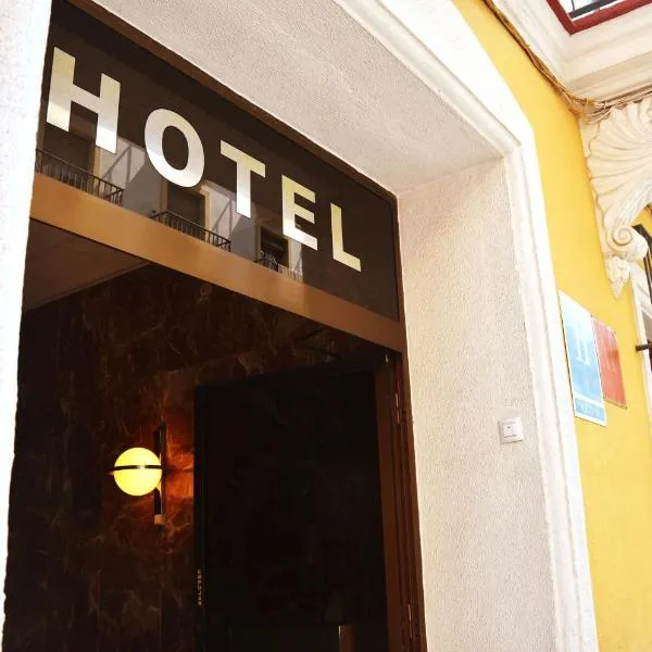 Hotel El Coloso, hotel em Jerez de la Frontera
