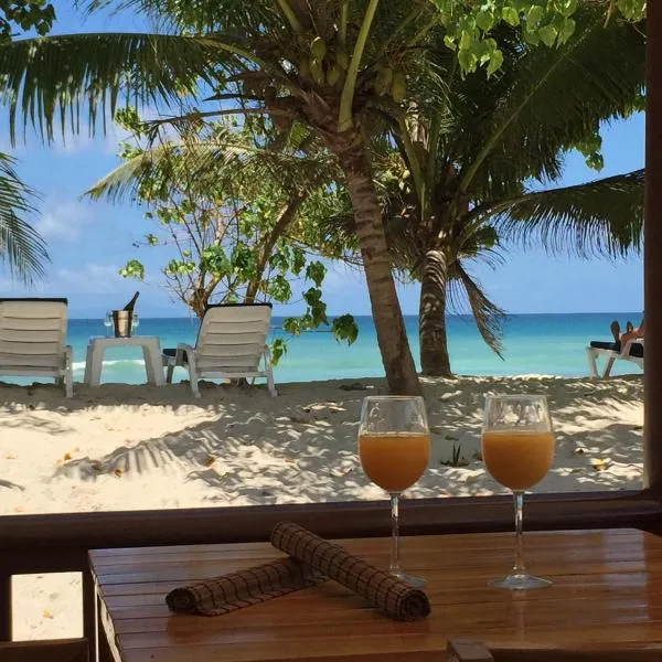 Villa Belle Plage, hotel v destinaci Anse Kerlan