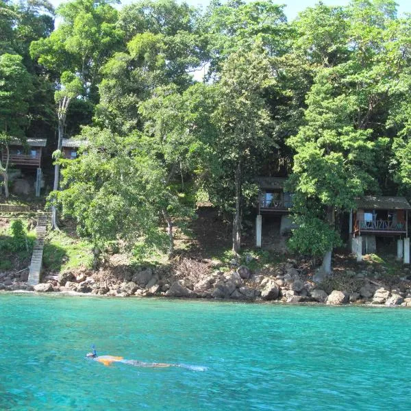 Treetop Guesthouse and Bungalows, hotel in Sabang