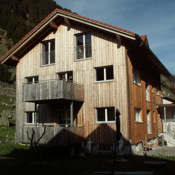 Ferienwohnung Gästehaus Fürlauwi, hótel í Meien