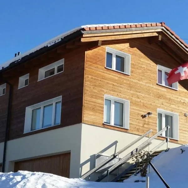 Casa Aurora, hotel in Sedrun